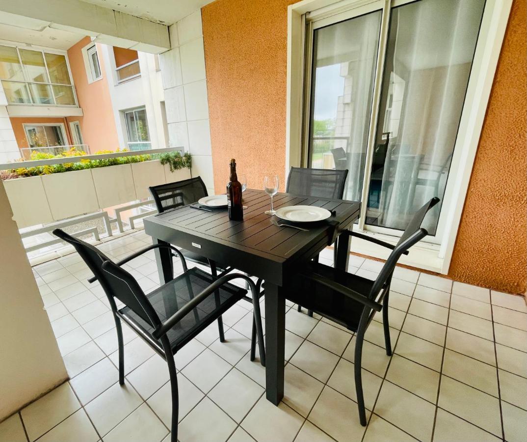Shelter - City, Terrasse, Wifi, Netflix Apartment *
